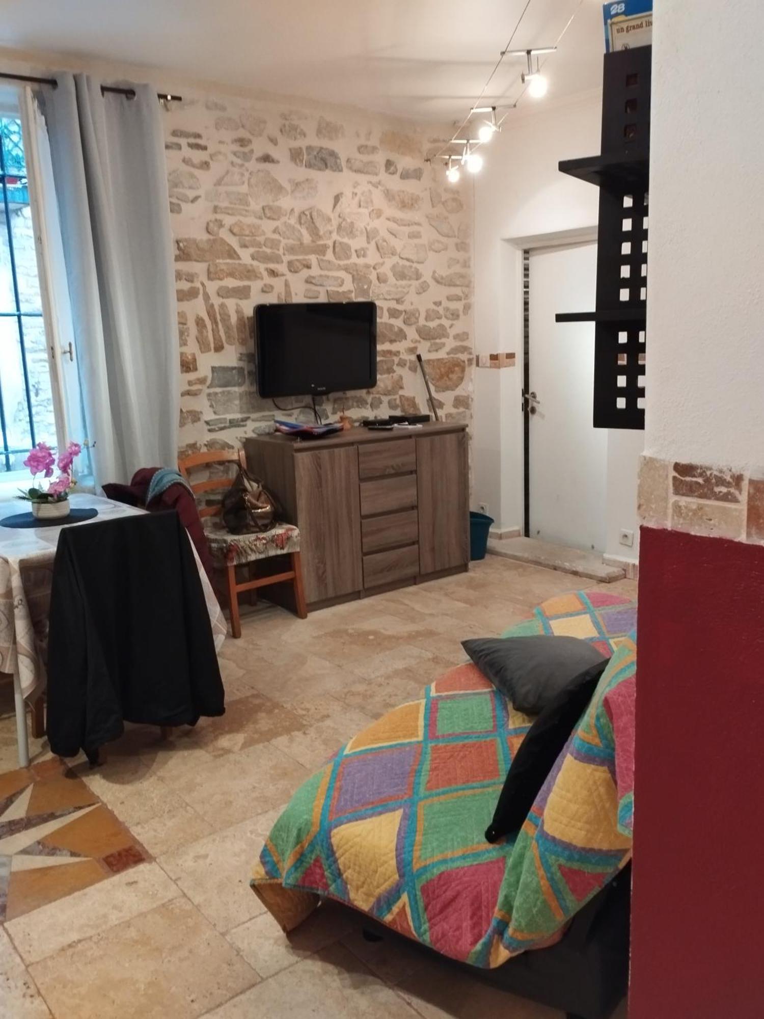 Tres Bel Appartement Cosy Et Chaleureux A Ним Экстерьер фото