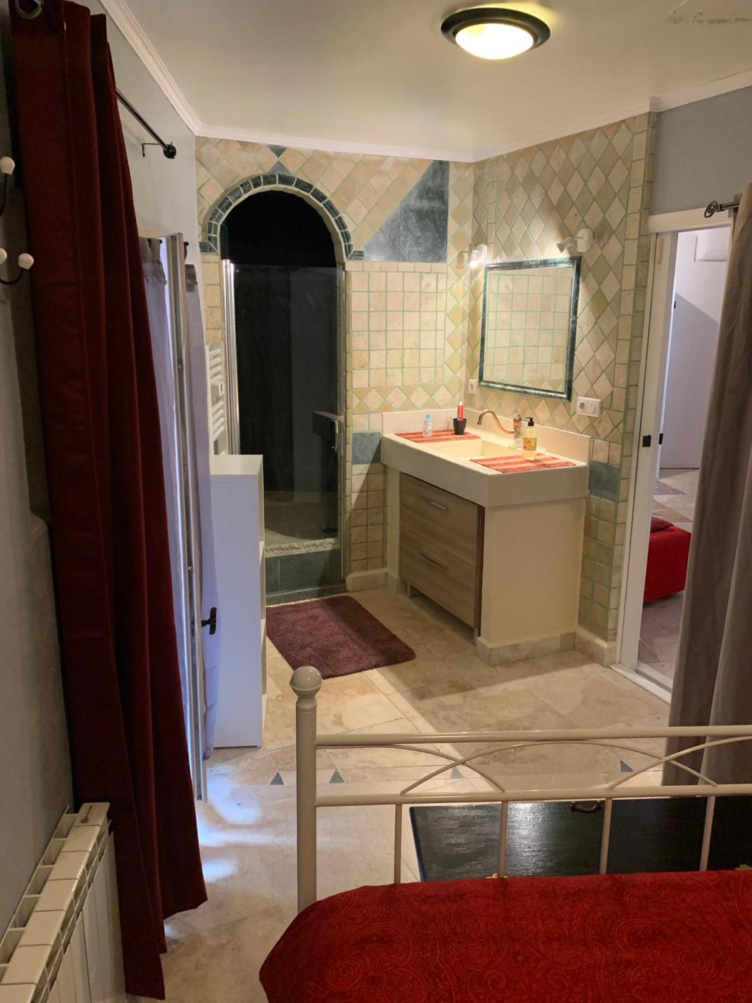 Tres Bel Appartement Cosy Et Chaleureux A Ним Экстерьер фото